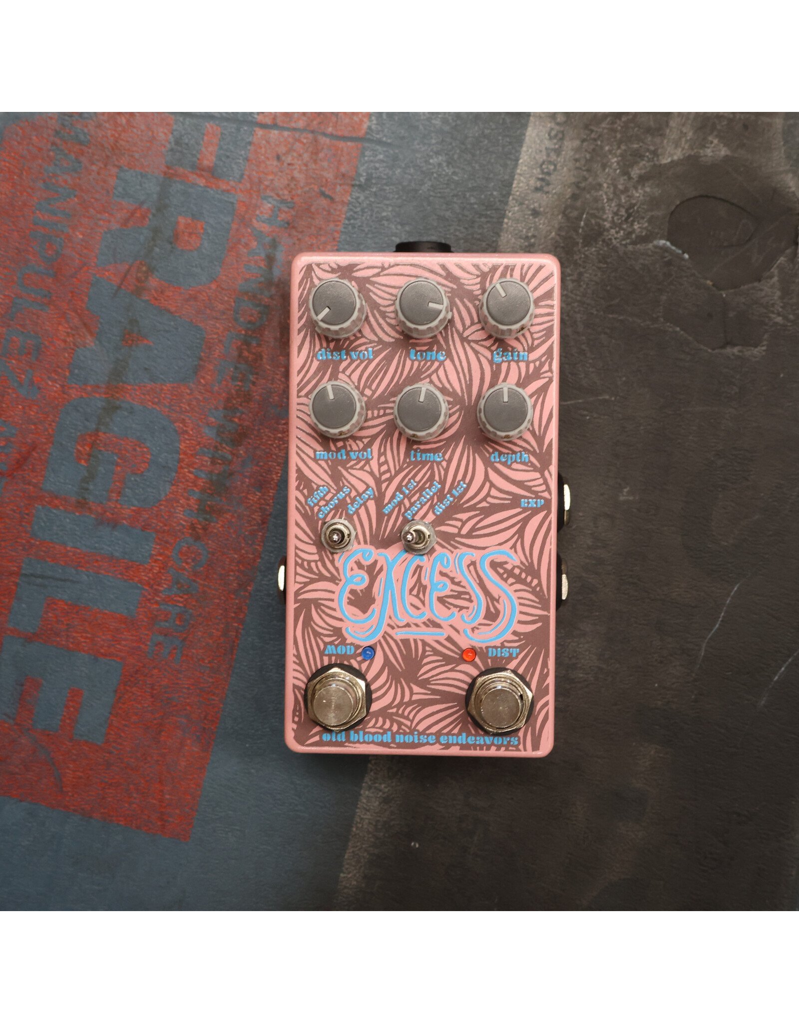 Old Blood Noise Endeavors Old Blood Noise Endeavors Excess V2 Distortion/Chorus/Delay w/ Box, Used