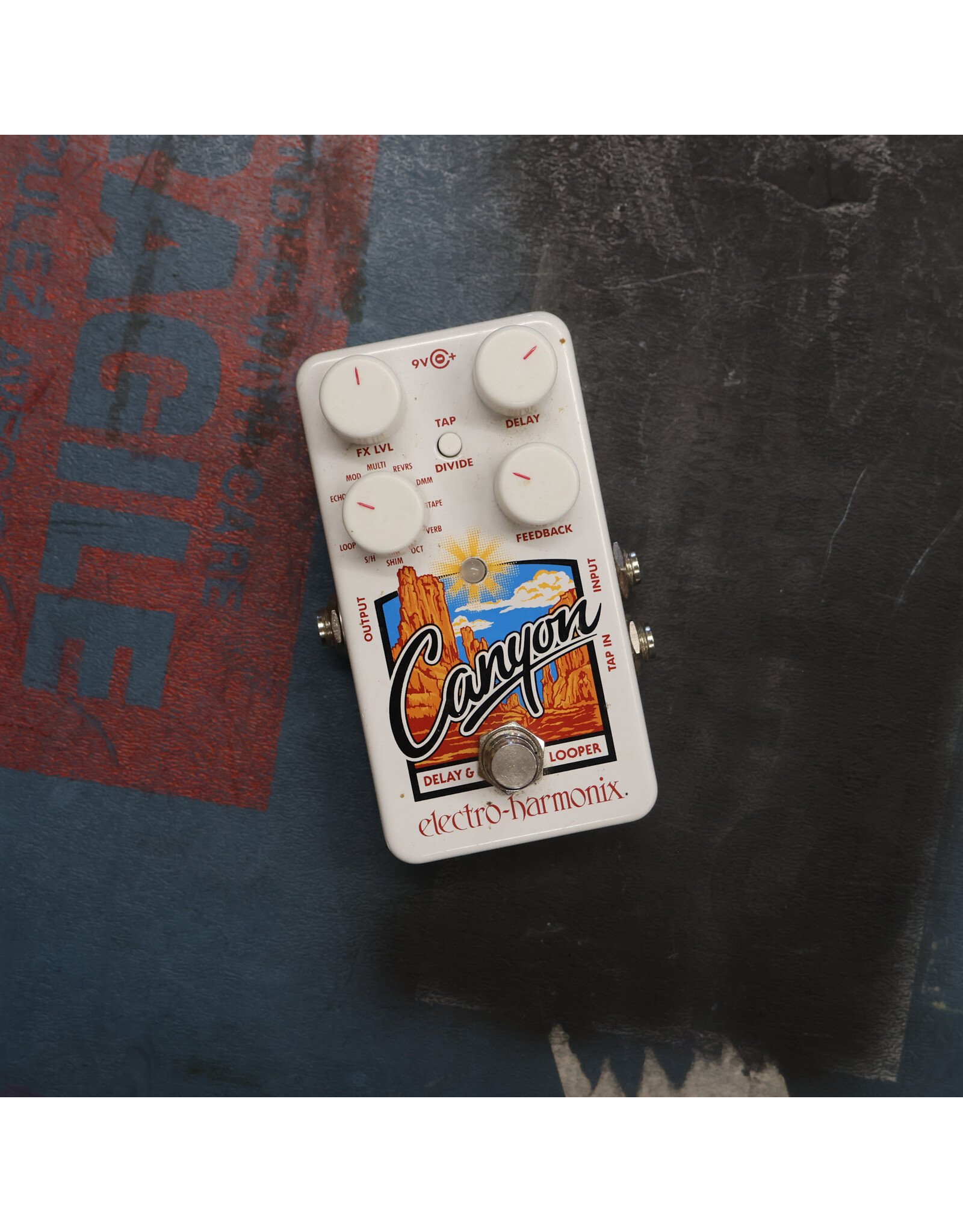 Electro-Harmonix EHX Canyon Delay and Looper, Used
