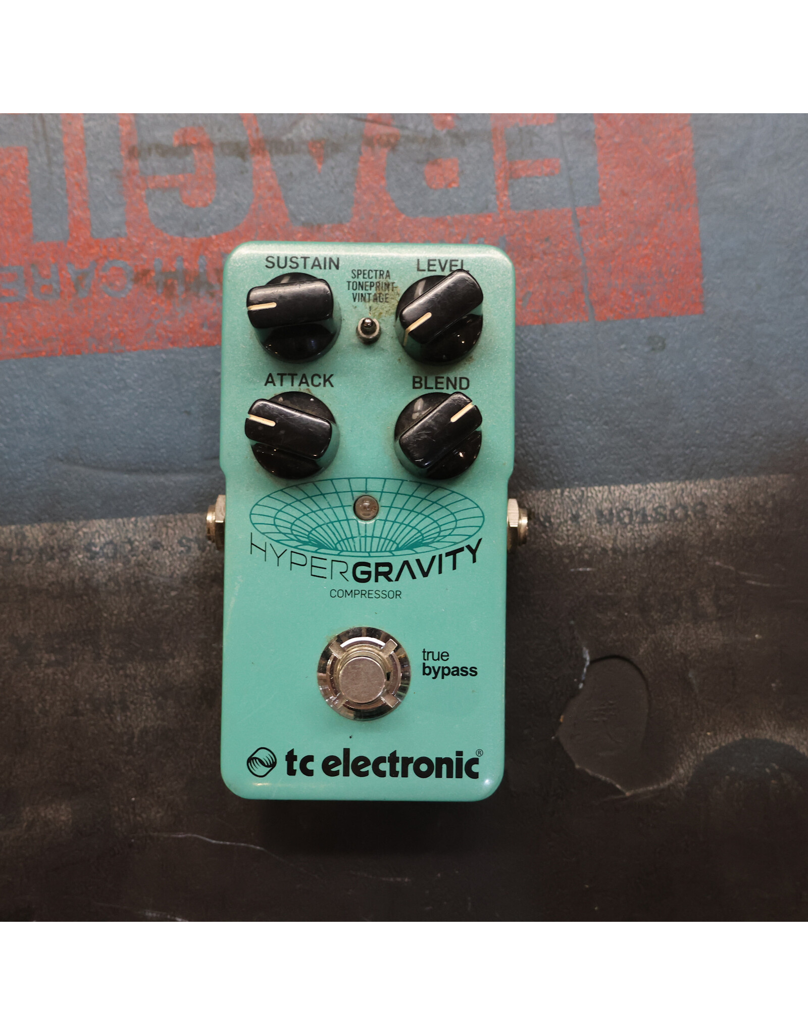 TC Electronics Hypergravity Compressor w/ Box, Used