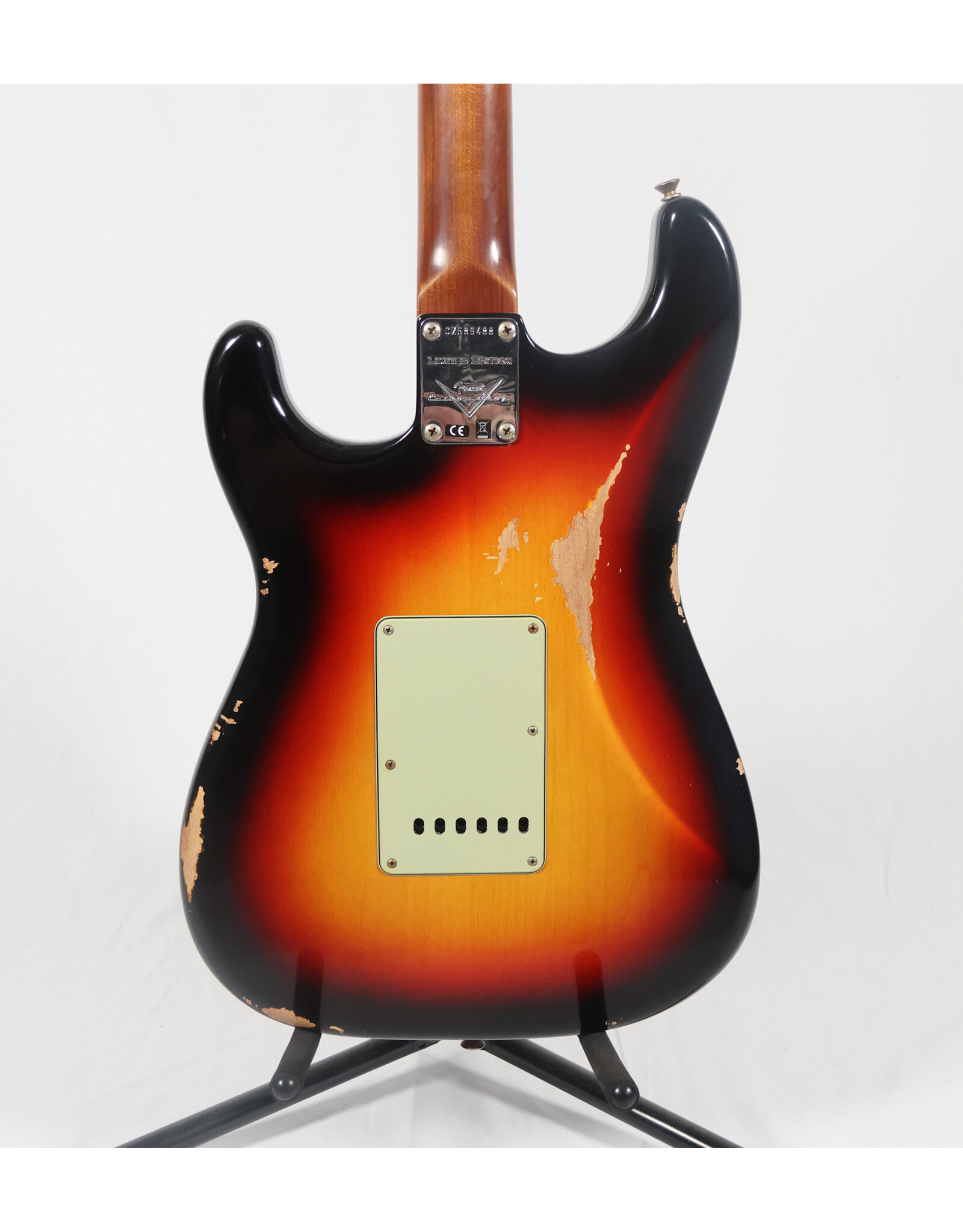 Fender Custom Shop Fender Custom Shop Limited Edition '60s Stratocaster, 3-Tone Sunburst Relic, Dualmag II