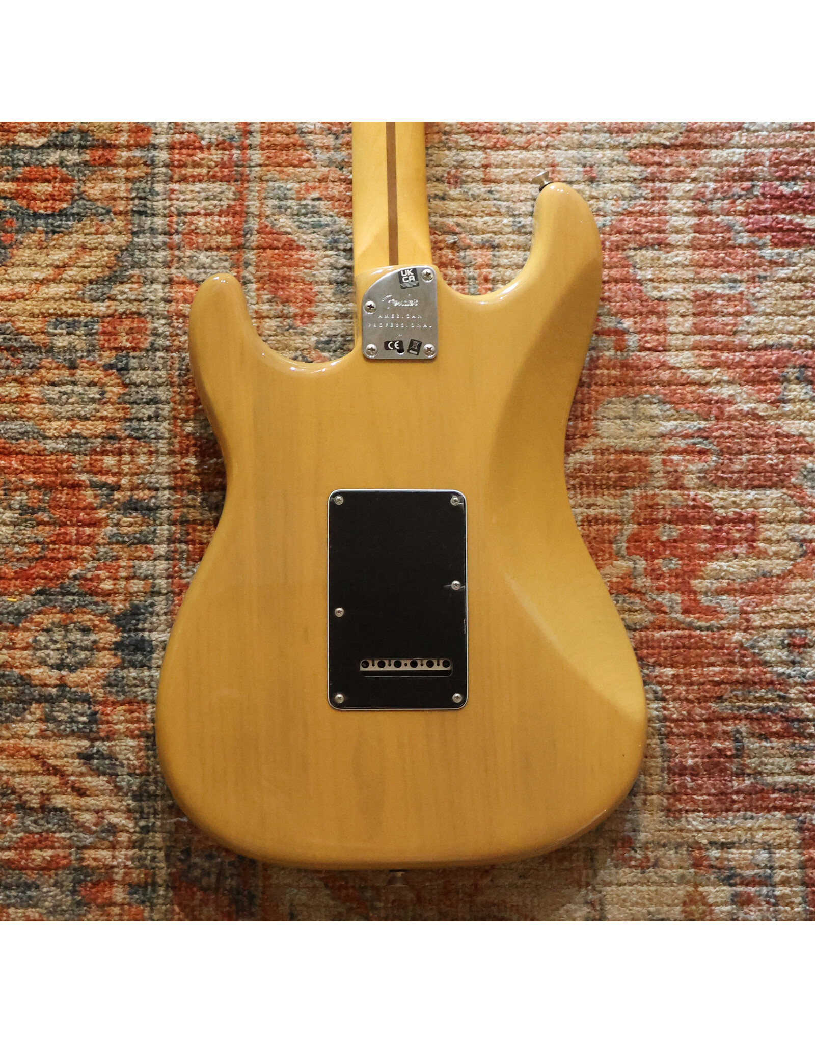 Fender Fender American Professional II Stratocaster, Butterscotch Blonde w/ Black Pickguard, Pickup Covers, and OHSC, Used