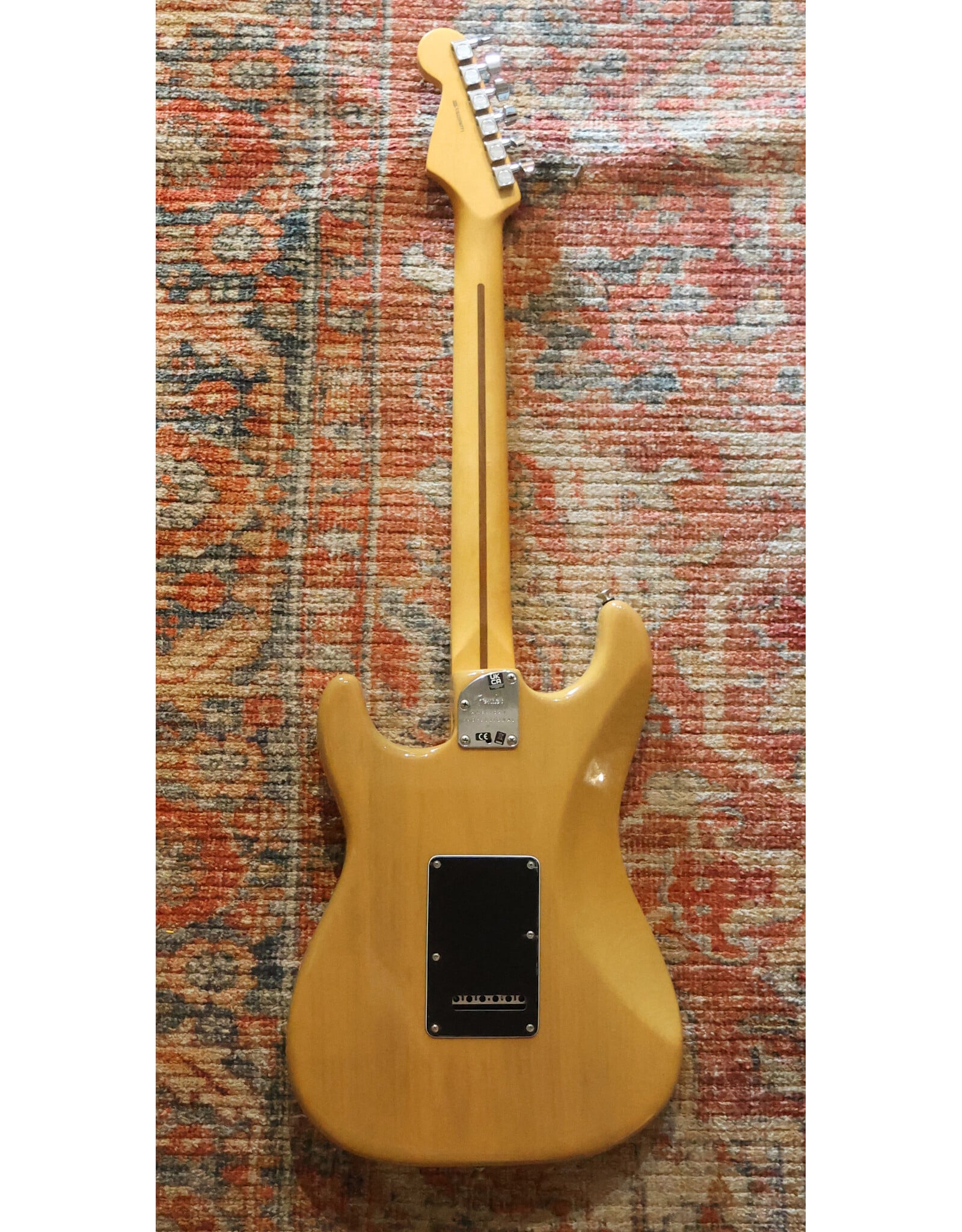 Fender Fender American Professional II Stratocaster, Butterscotch Blonde w/ Black Pickguard, Pickup Covers, and OHSC, Used
