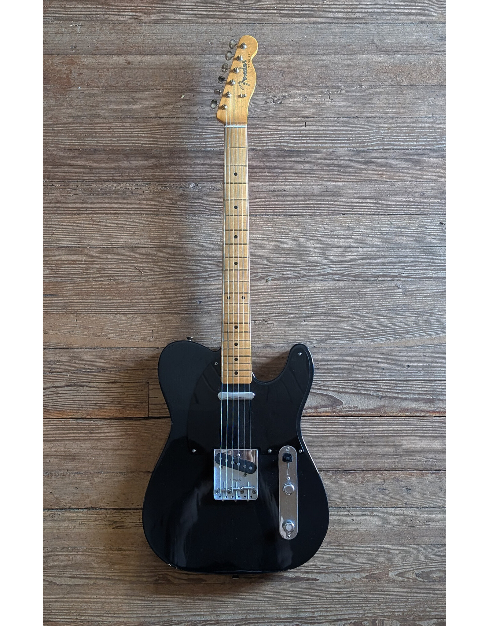 Fender Fender Dealer Exclusive Vintera Road Worn '60s Double Esquire, Black w/ Deluxe Hard Shell Case