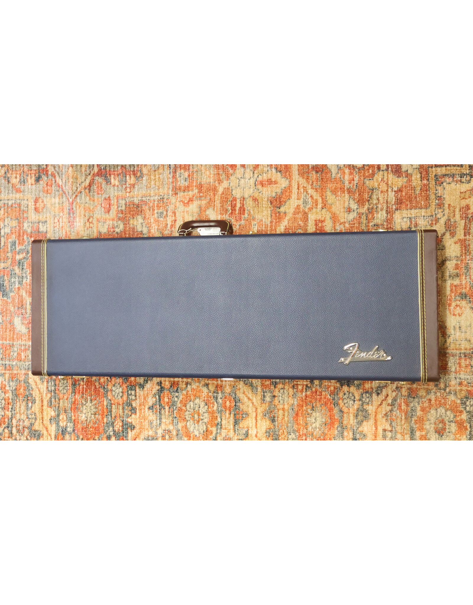 Fender Fender 2021 Player Telecaster, Butterscotch Blonde w/ Fender Navy Blue HSC, Used