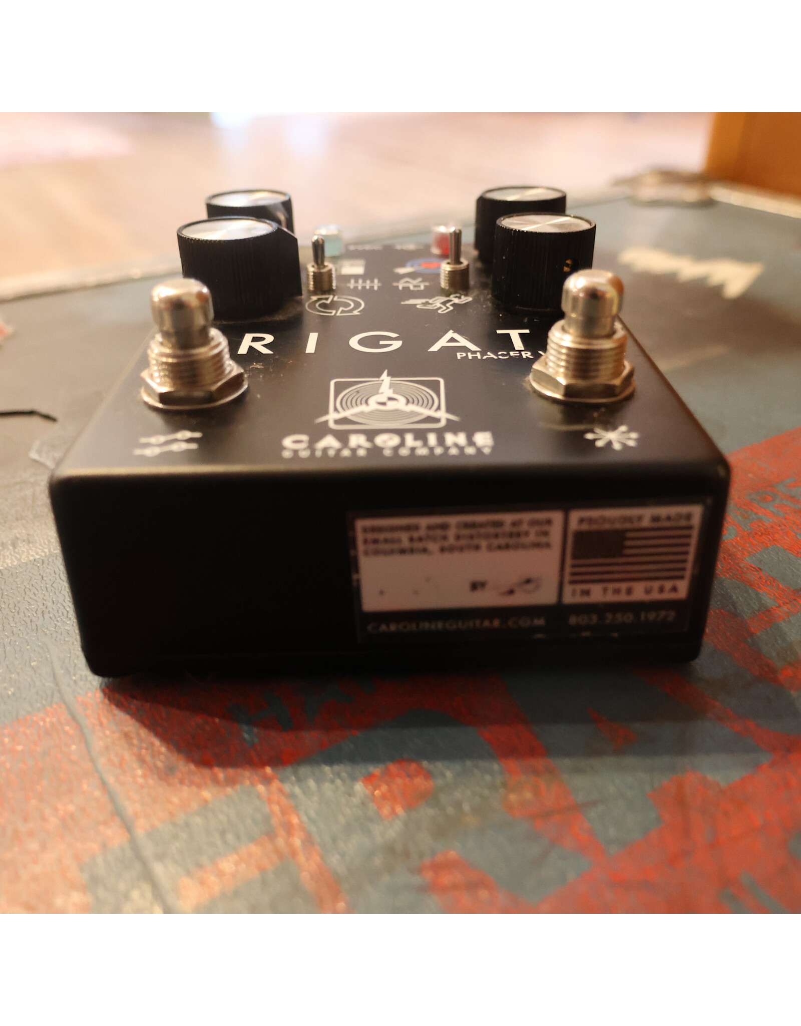 Caroline Guitar Company Caroline Guitar Company Arigato Phaser/Vibrato, Limited Black Finish, Used