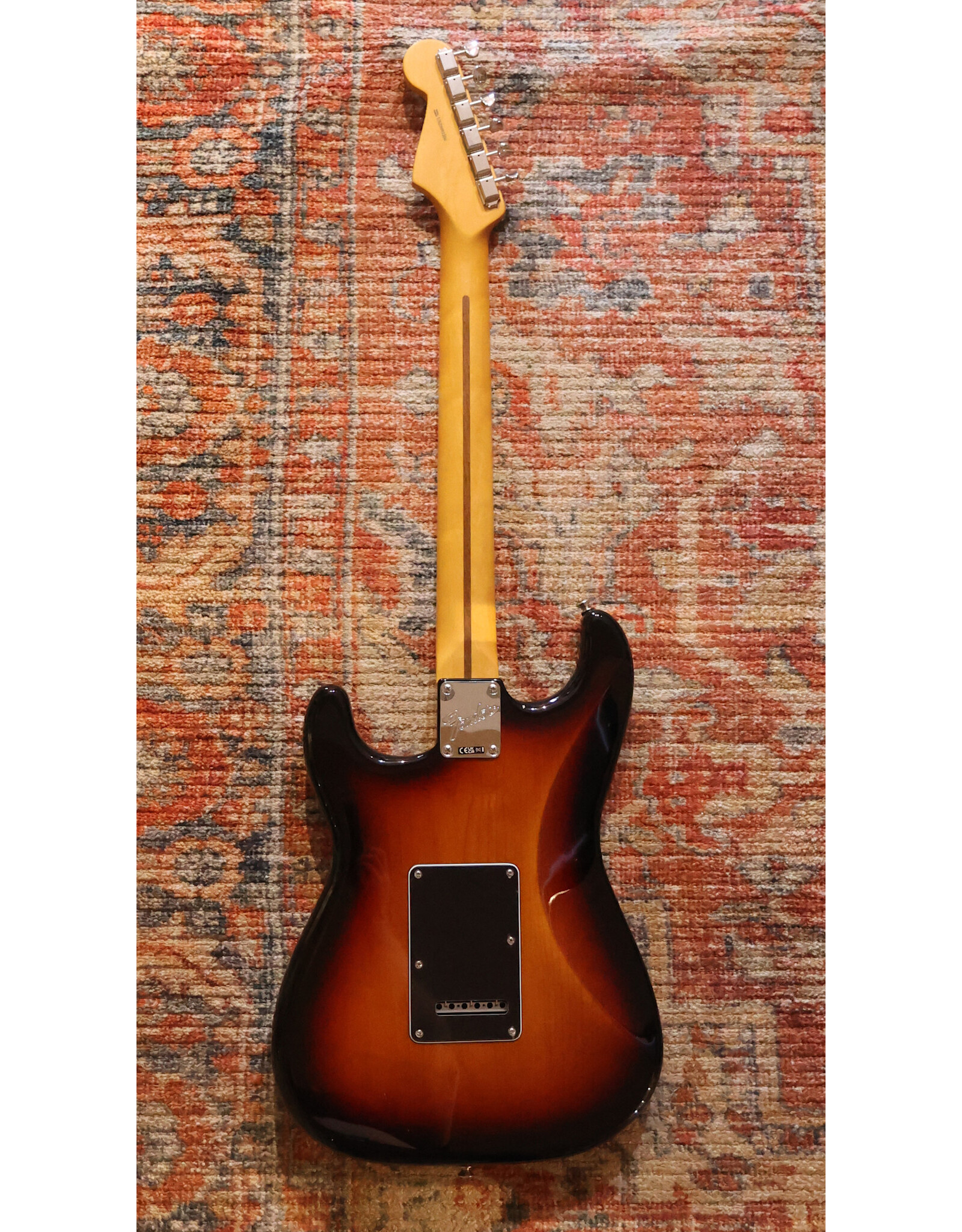 Fender Fender American Professional Classic HSS Stratocaster, 3-Color Sunburst w/ Gig Bag, Used