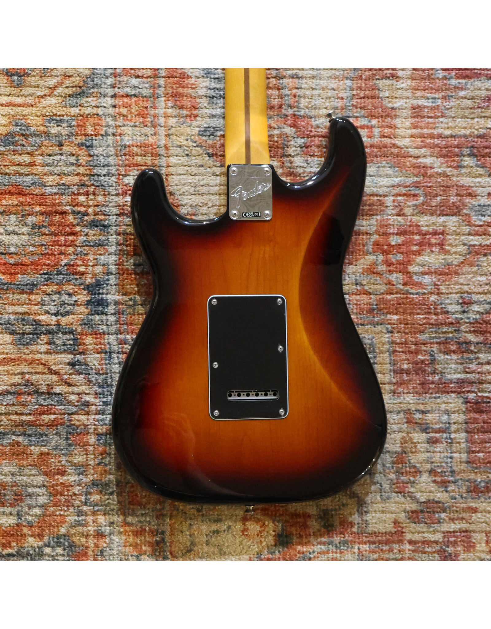 Fender Fender American Professional Classic HSS Stratocaster, 3-Color Sunburst w/ Gig Bag, Used