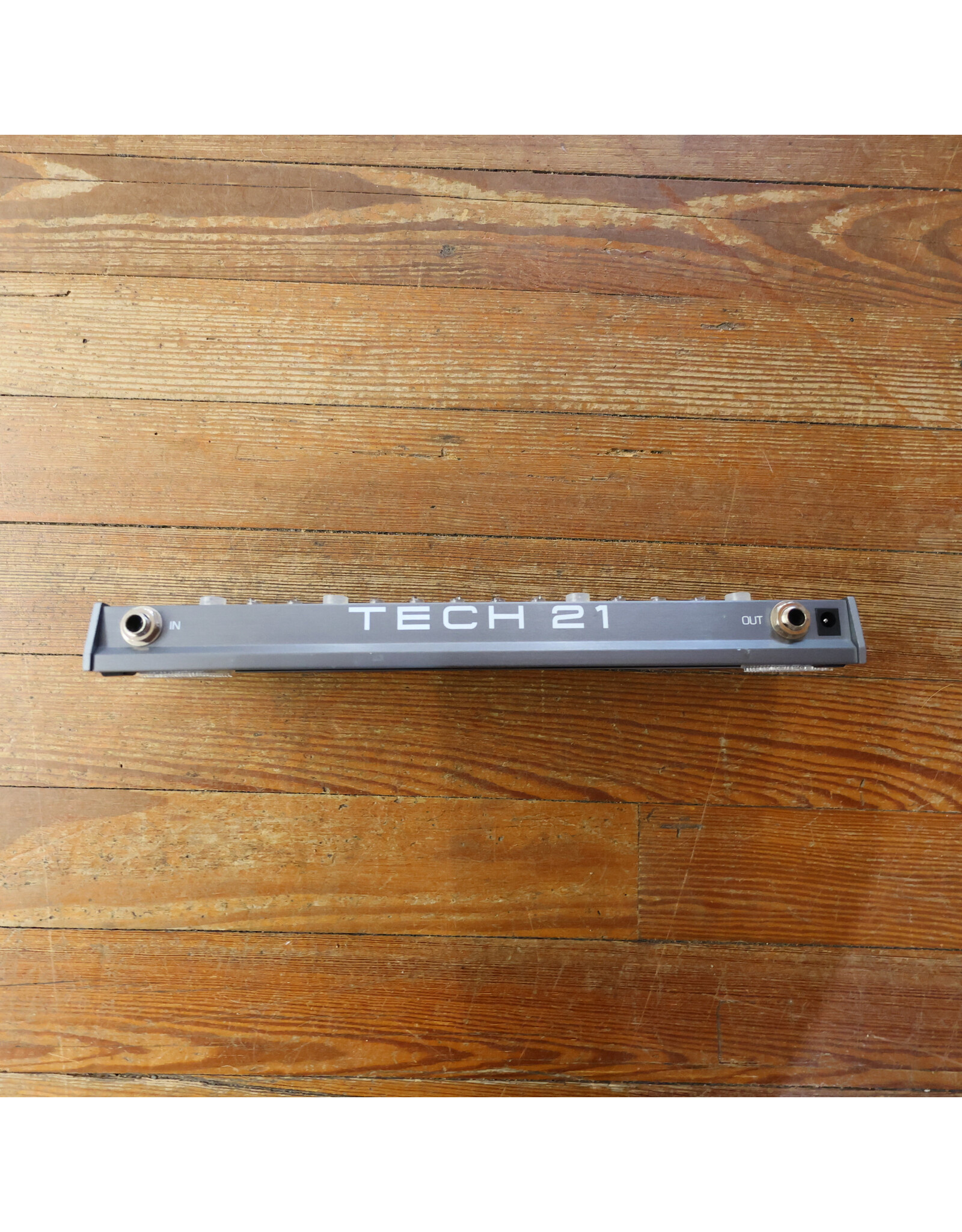 Tech 21 Flyrig 5 w/ Box and Power Supply, Used