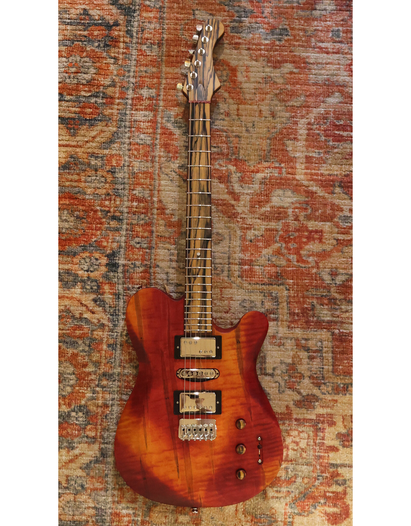 Daniel Fields Guitar Daniel Fields Guitar Dogwood Electric Guitar, Red Veneer/Rosewood w/ Case