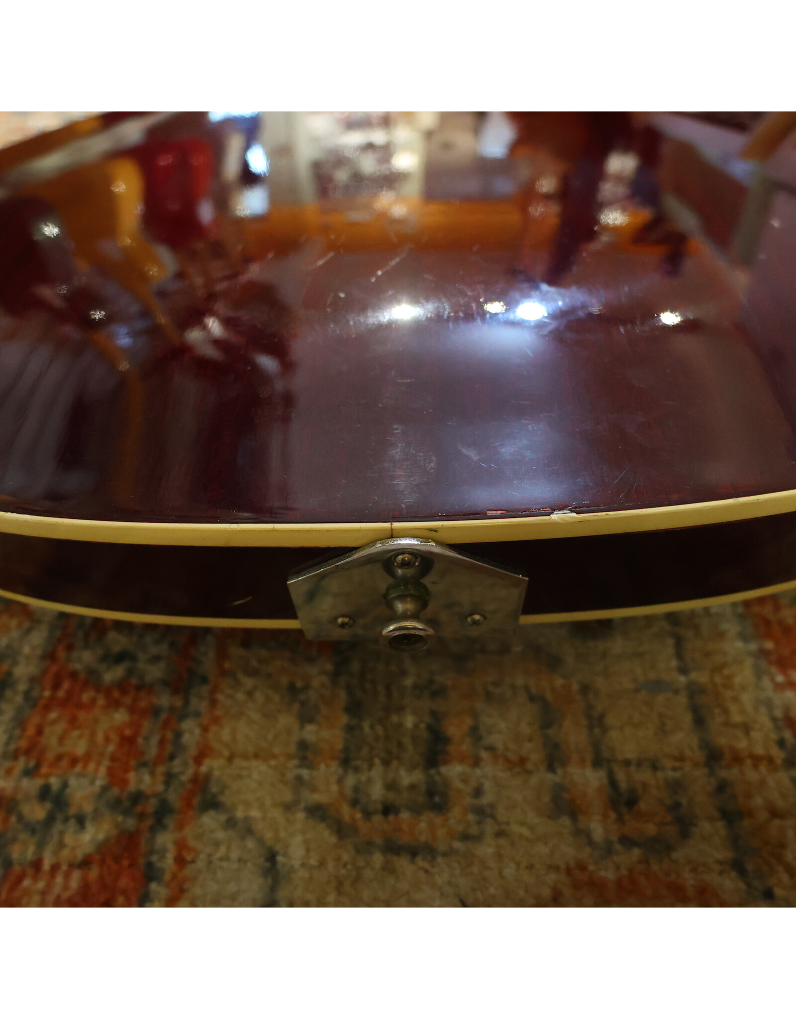 Guild 1972 Starfire IV, Cherry Red w/ OHSC, Used