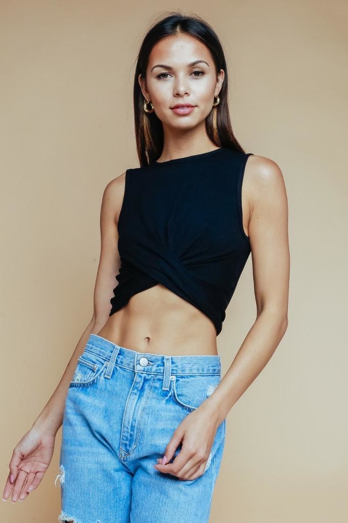 Aukai Sleeveless Crop Top