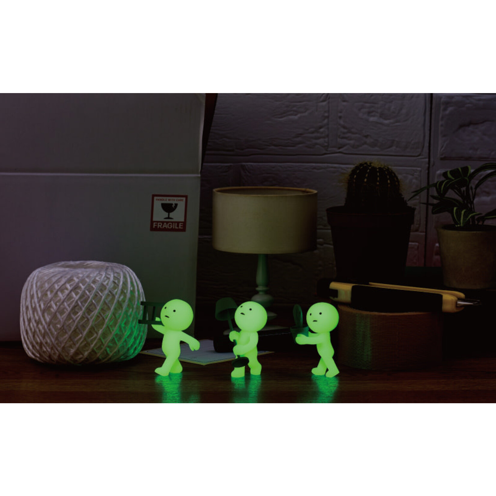 Dreams Smiski Mini Figure MOVING Series