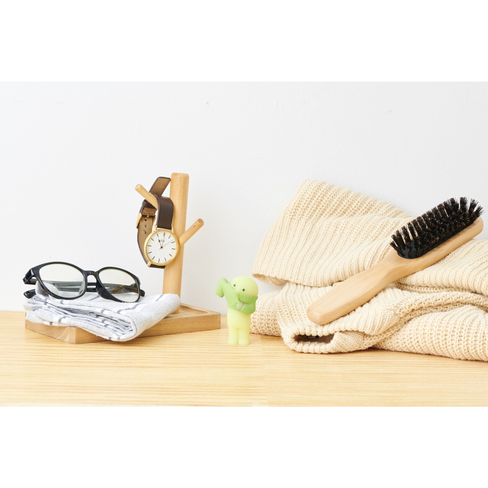 Dreams Smiski Mini Figure DRESSING Series
