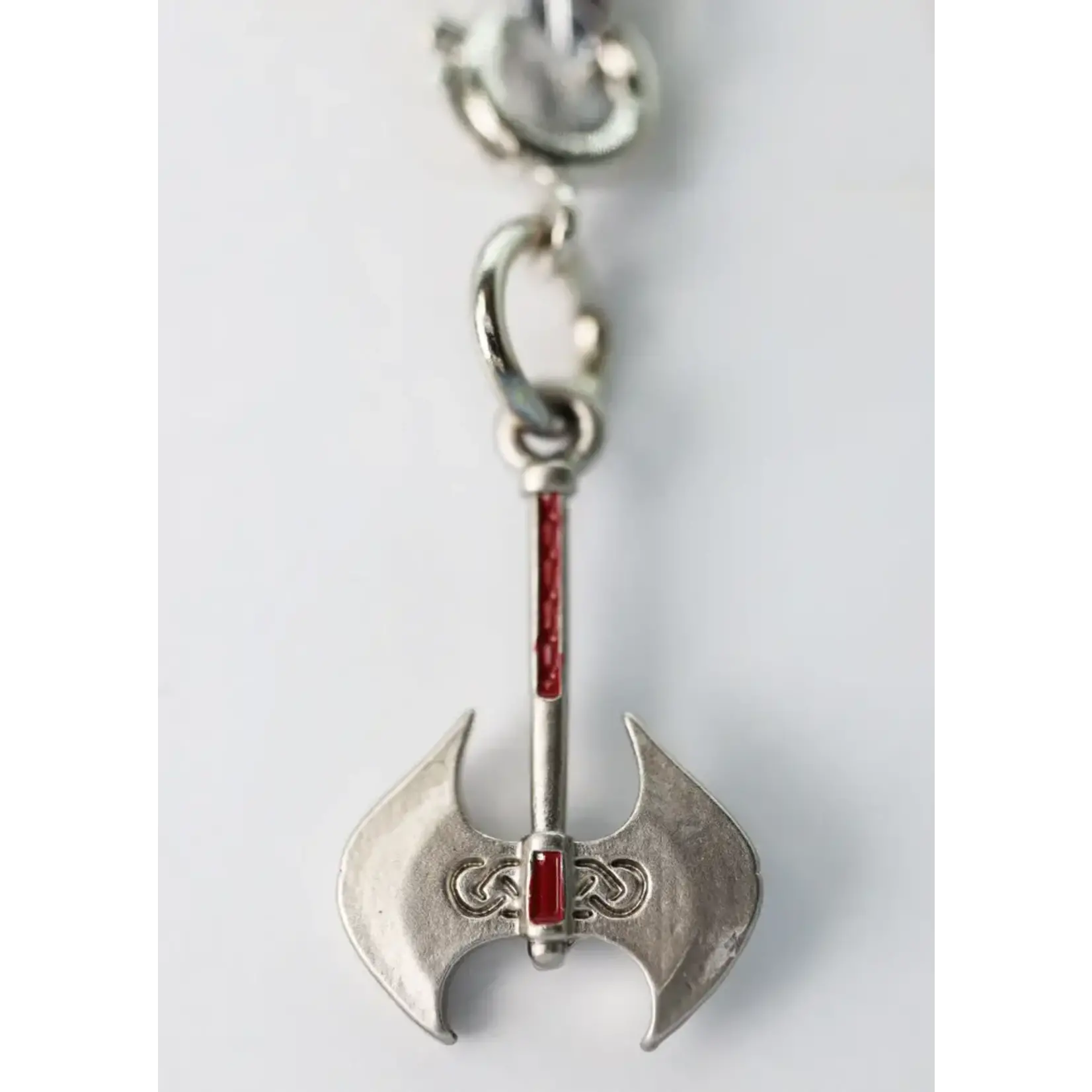 Foam Brain Traveler's Trinkets: Battle Axe Charm