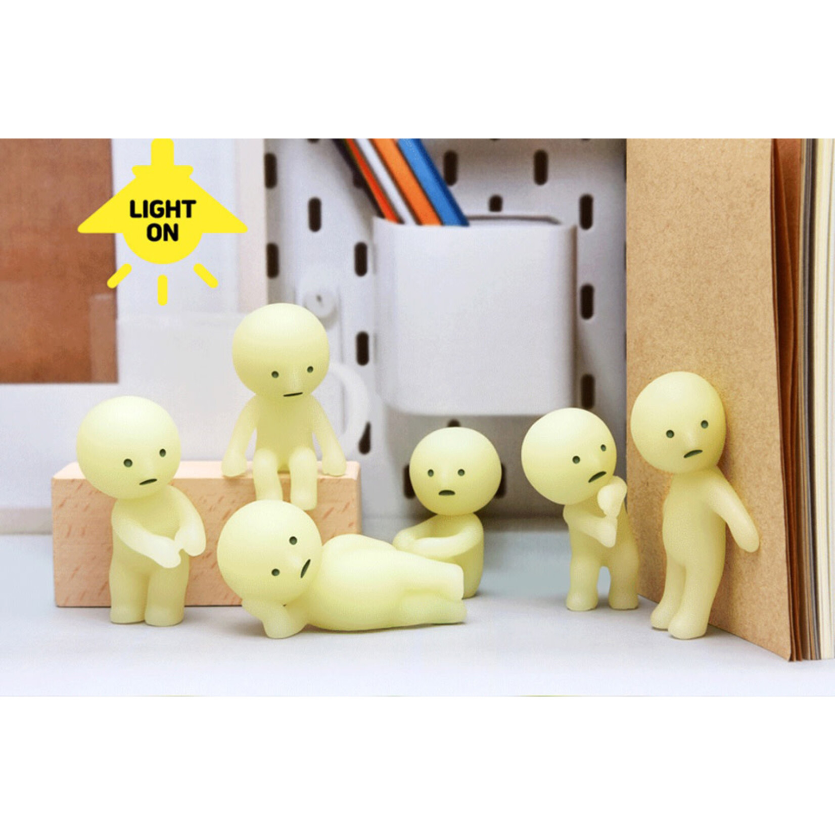 Dreams Smiski Mini Figure Series 1