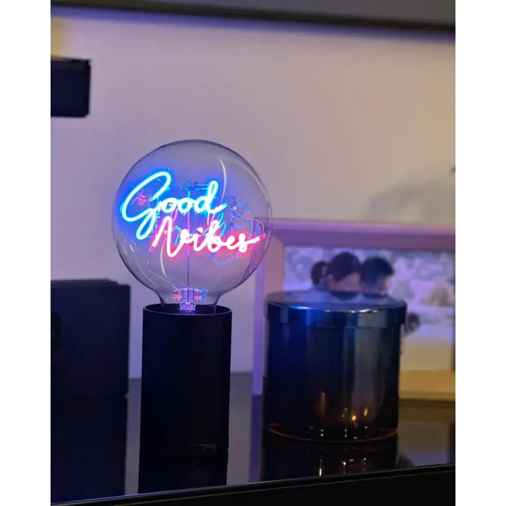 Message in the Bulb Bulb: Good Vibes - Blue/ Red