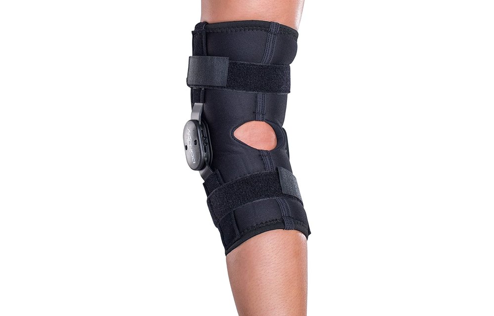 DJO Deluxe Hinged Knee Sleeve Open Patella