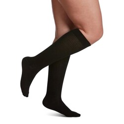 SIGVARIS Traveno Travel Compression Sock for Women 15-20mmHg Black