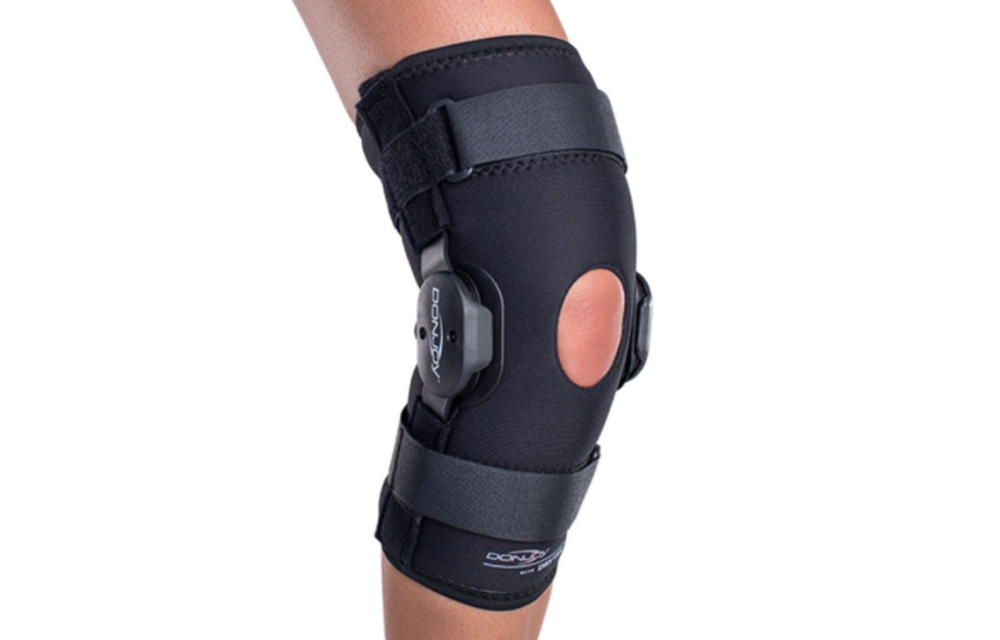 DJO Deluxe Hinged Knee Sleeve Open Patella