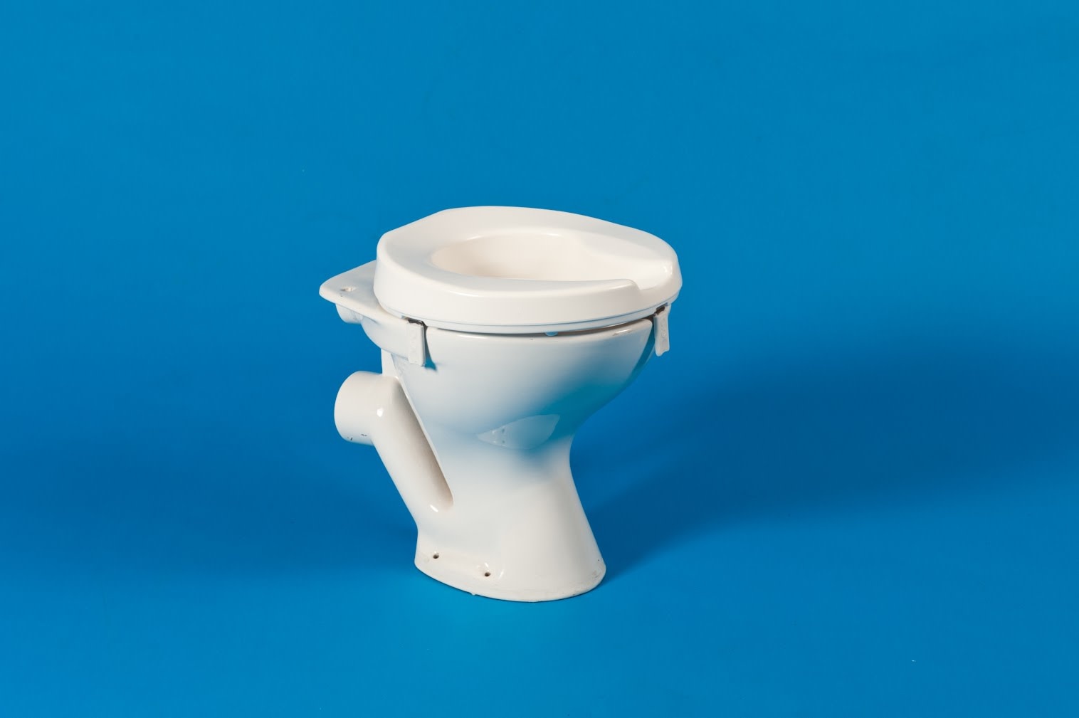 Ashby Melton Raised Toilet Seat