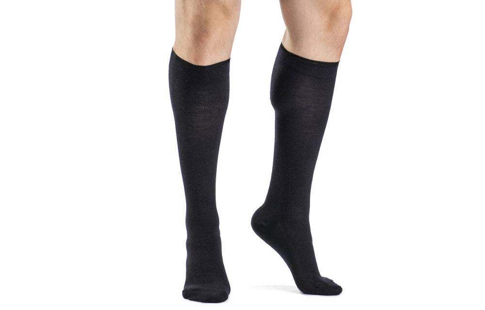 All-Season Merino Wool Socks for Men 15-20mmHg