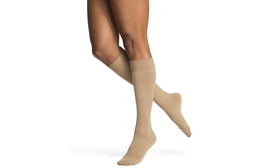 Essential Opaque for Women Knee High 20-30 mmHg