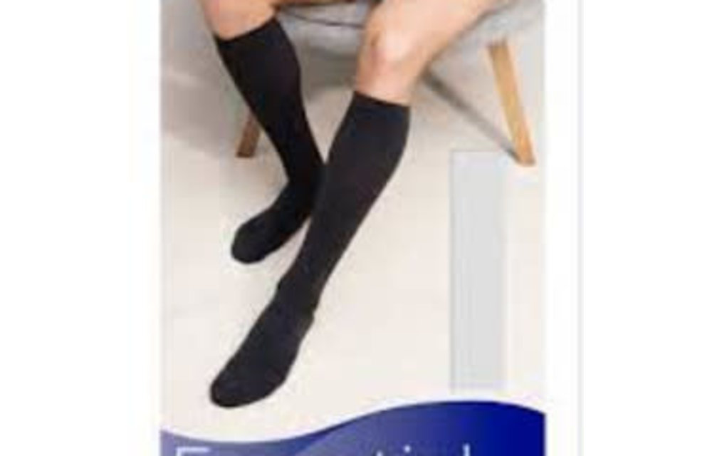 Essential Cotton For Men 20-30mmHg Medium Long Black with Grip Top