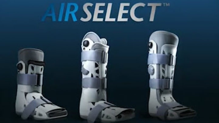 AirSelect Walking Boot Short