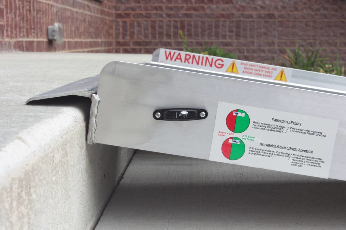 PVI-Prairie View Industries PVI Portable Multifold Lightweight Ramp