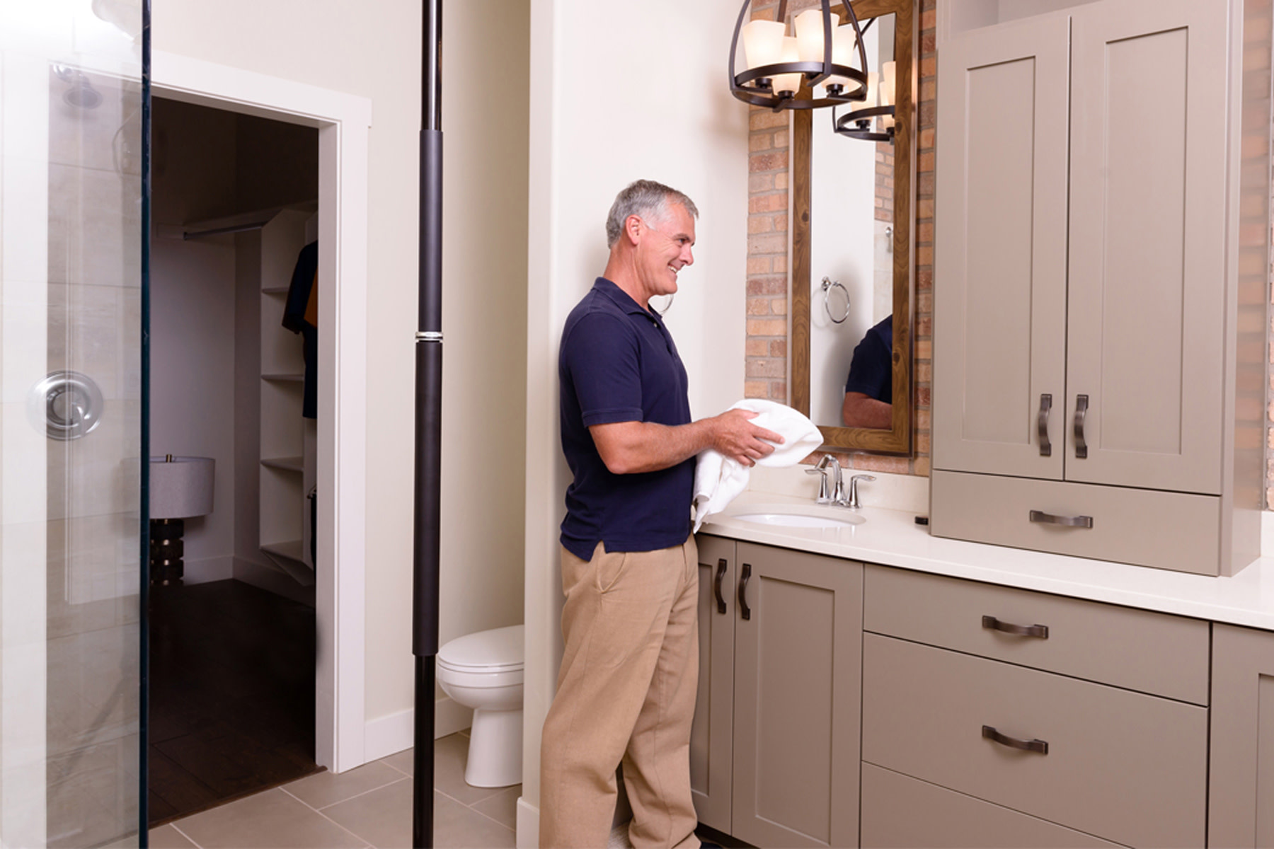 STN-Stander Security Pole Transfer Pole-White