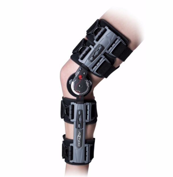 DJO - DJO Global DJO X- Act ROM Knee Brace