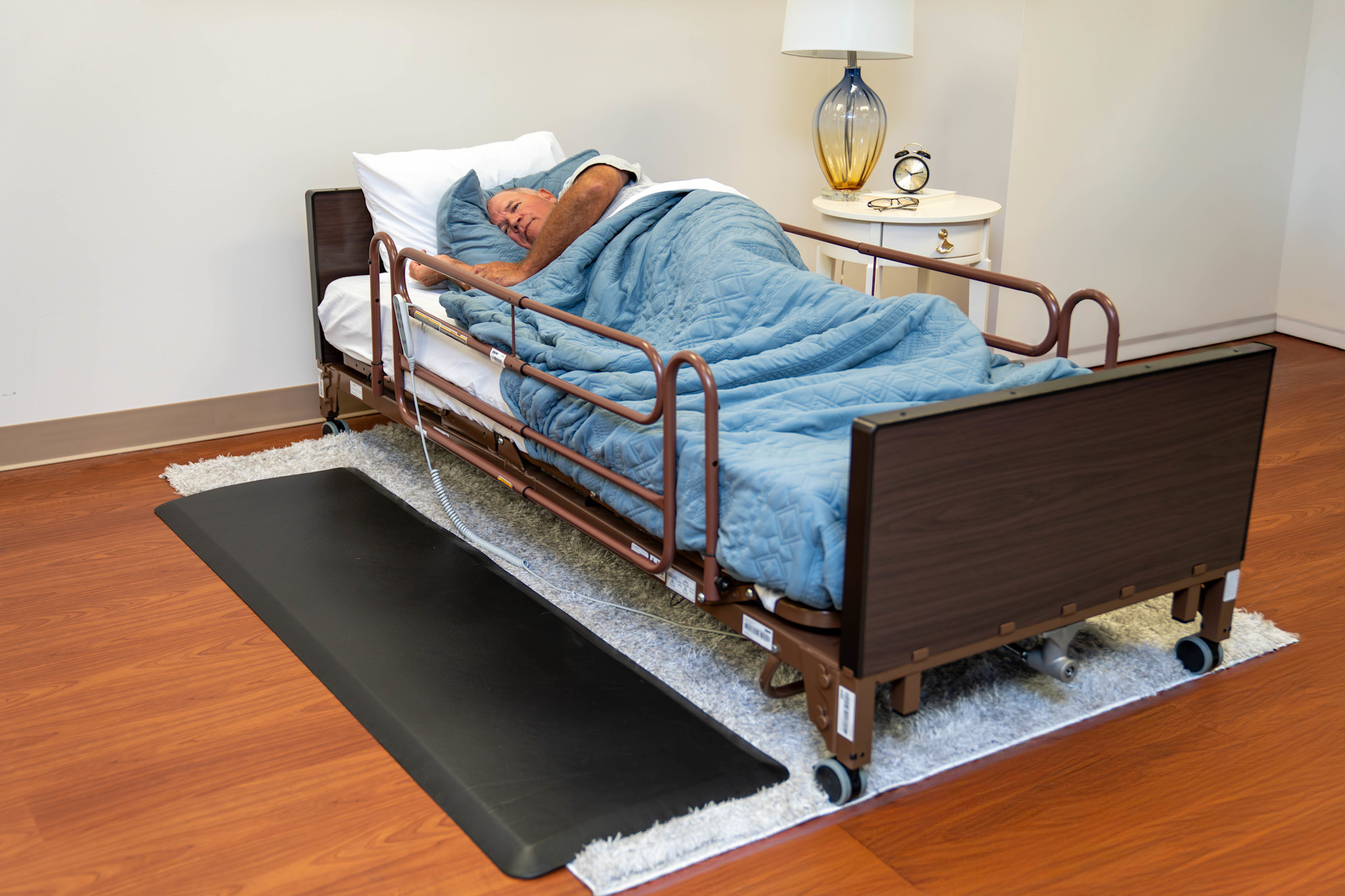 PRB - Probasics ProBasics 2-Motor Full Electric High Low Bed Package w/Full Rails & Aruba-200 Mattress