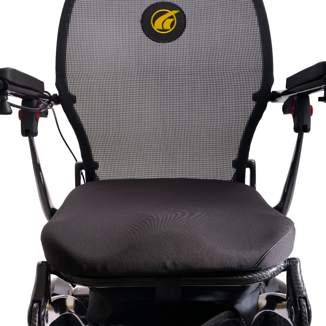 GLD-Golden Cricket GP-302 Ultra-Light Carbon Fiber Power Wheelchair