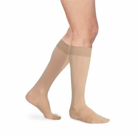 SIGVARIS Essential Opaque for Men Knee High 20-30 mmHg