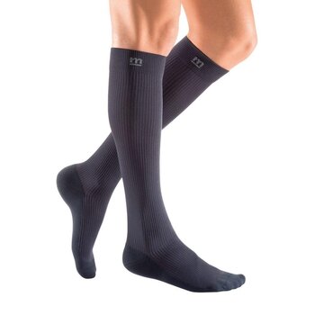 Mediven Medi Active 20-30 mmHg Compression Knee High Sz 3 Petite Black