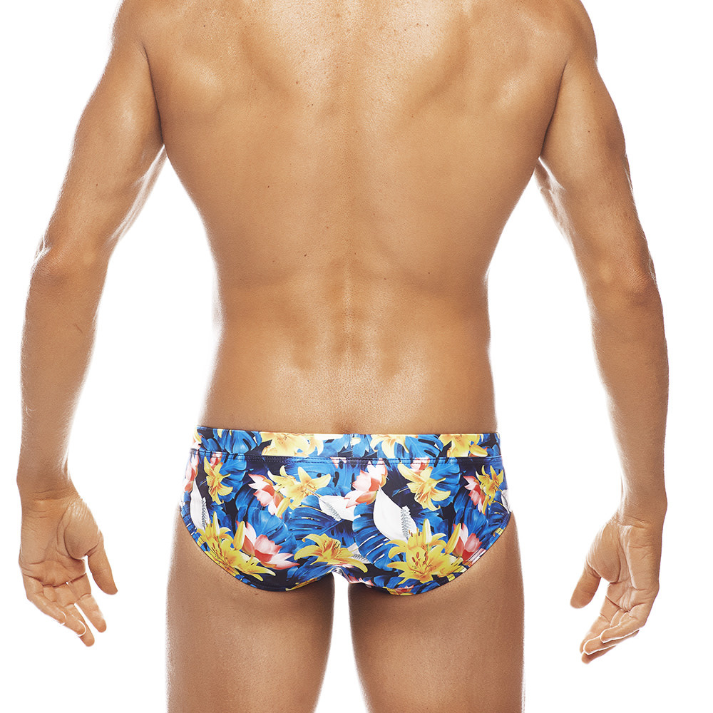 Tropicana, Lo Rise Brief