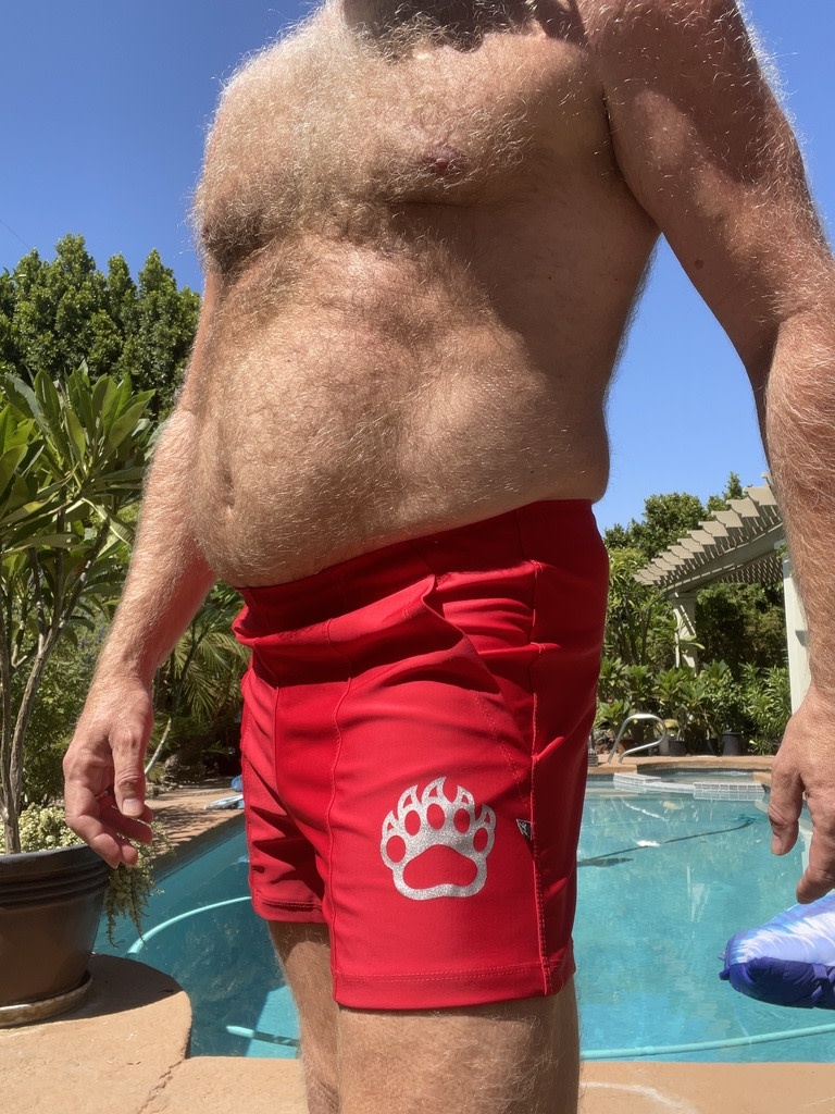 Sale Swim Pocket Bear Paw Short, Red