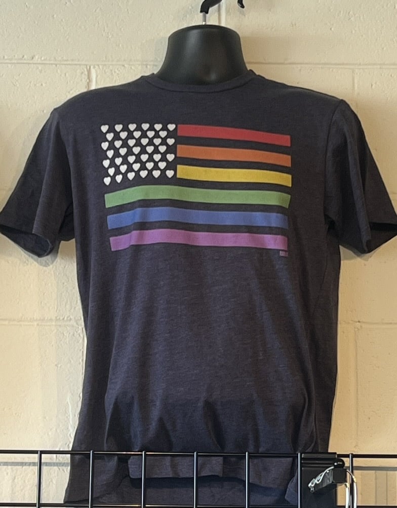 American Pride, Tee