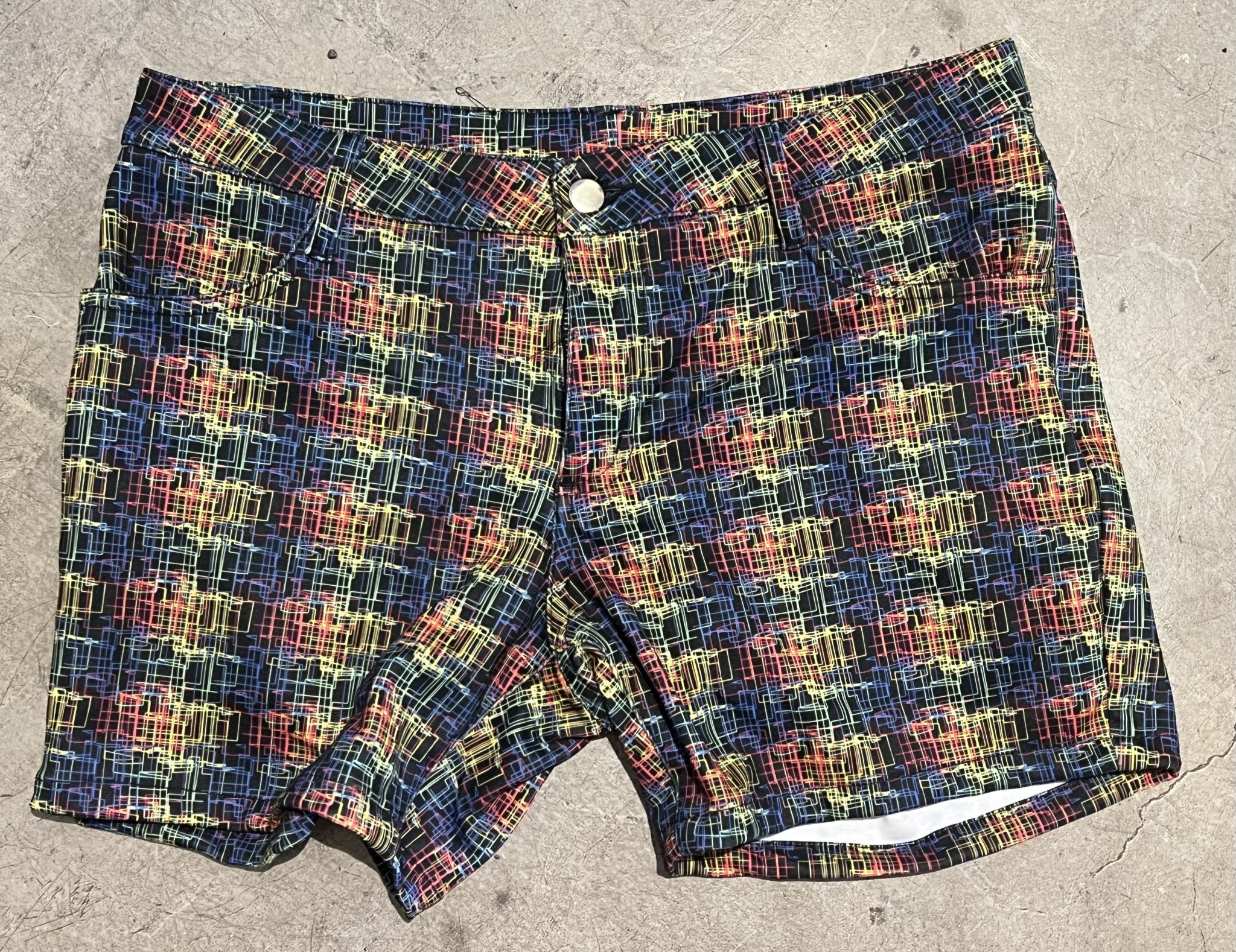 Neon Traveler 08, Dad Short
