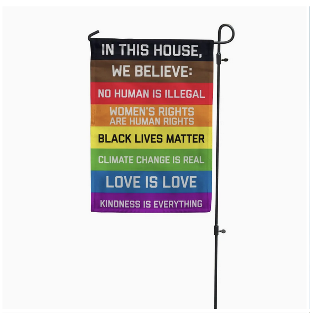 Garden Flag - In This House