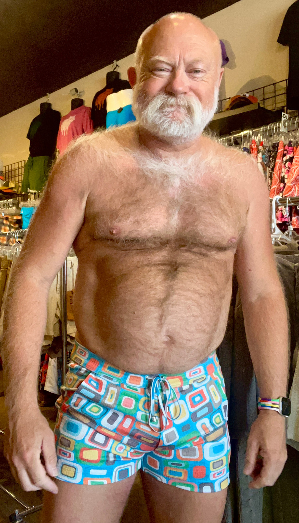 664-Linen Pack'em Short, MOD Pride