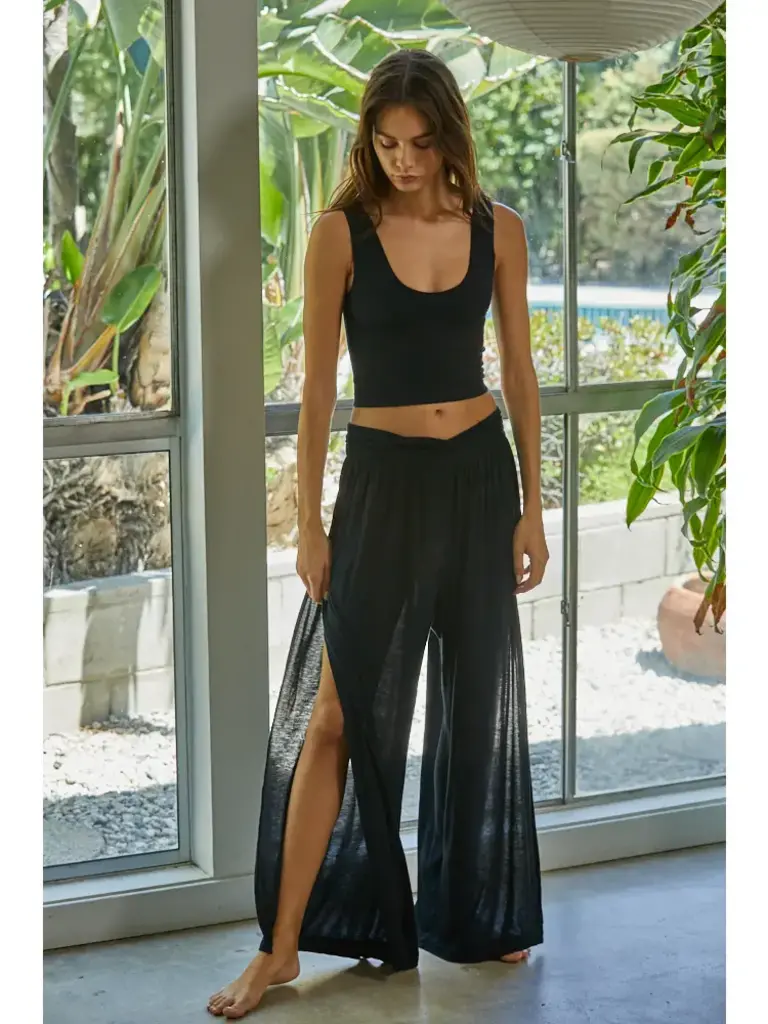 By Together Seamless Ribbed U/V Neck Crop Tank