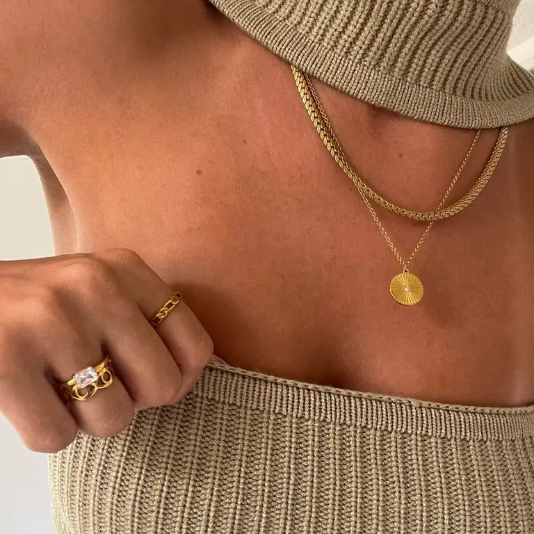 Ellie Vail Jewelry Rue Sunburst Disc Necklace