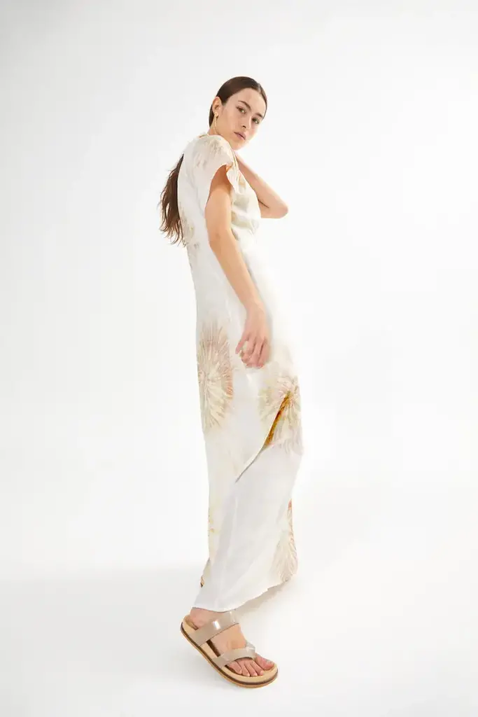 Rabens Saloner Rosie Cartwheel frill neck Dress