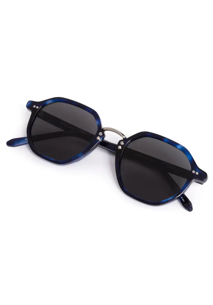 Krewe Dakota I Indigo Tortoise Silver Polarized