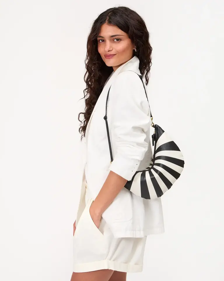 Clare V. Sunburst Lune