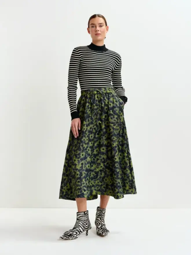 【Essentiel Antwerp】◆フリルアウター◆ベルト付き◆2 Essentiel Antwerp】◇フリルアウター◇ベルト付き◇2