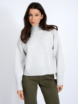 RD Style Daffodil Mock Sweater