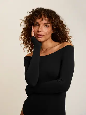Commando Ballet Off-Shoulder Bodysuit Commando Ballet Off-Shoulder Bodysuit