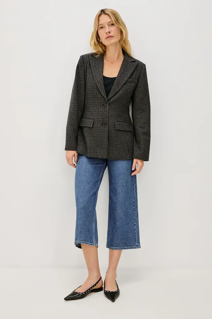 Rails Doris Blazer